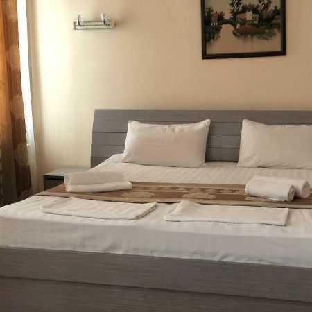 Tourist Hotel Shymkent Exterior foto