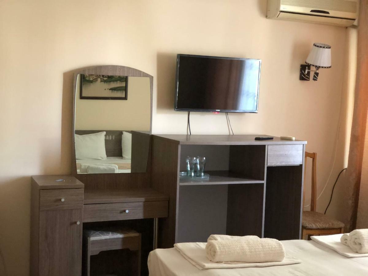 Tourist Hotel Shymkent Exterior foto
